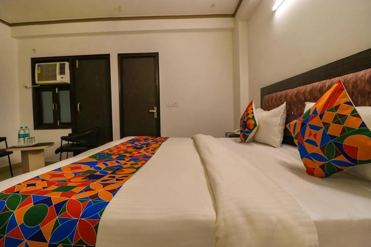 Fabexpress Dolphin International Near Delhi Airport Hotel New Delhi